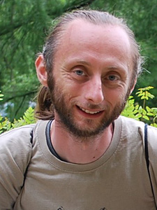 Dr Łukasz Piechnik